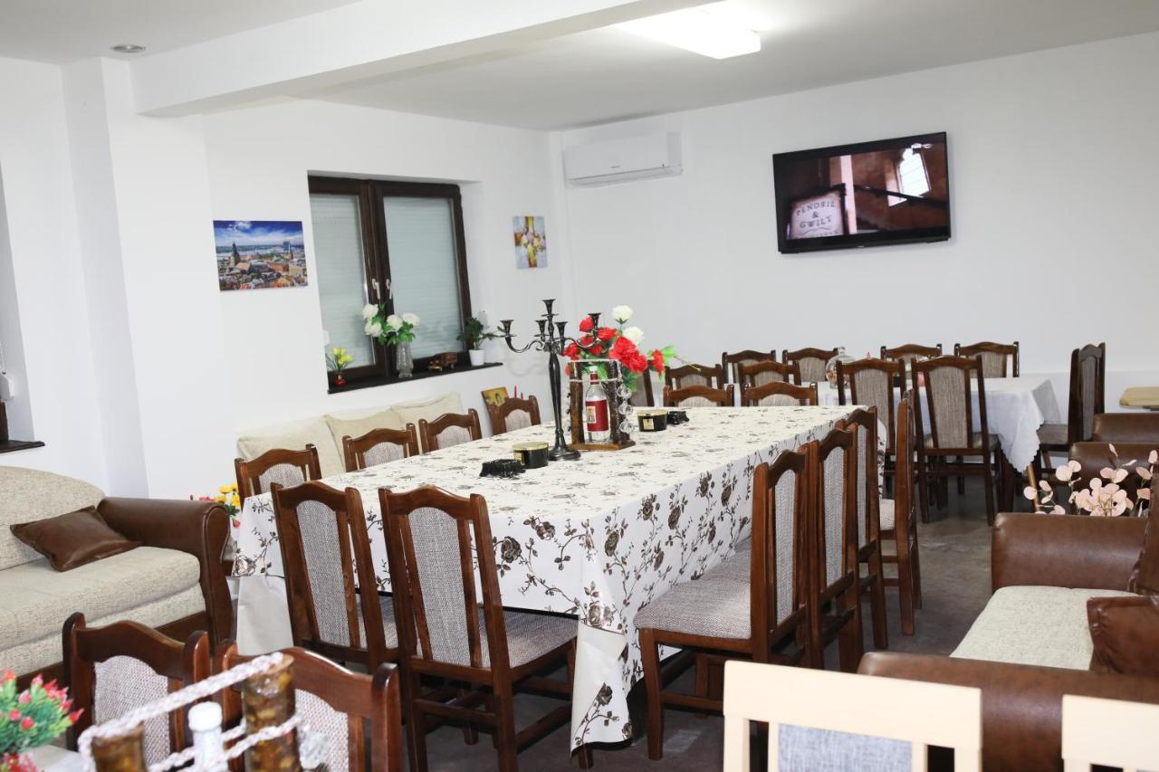 Vila Vasilije Hotel Novi Knezevac Ngoại thất bức ảnh