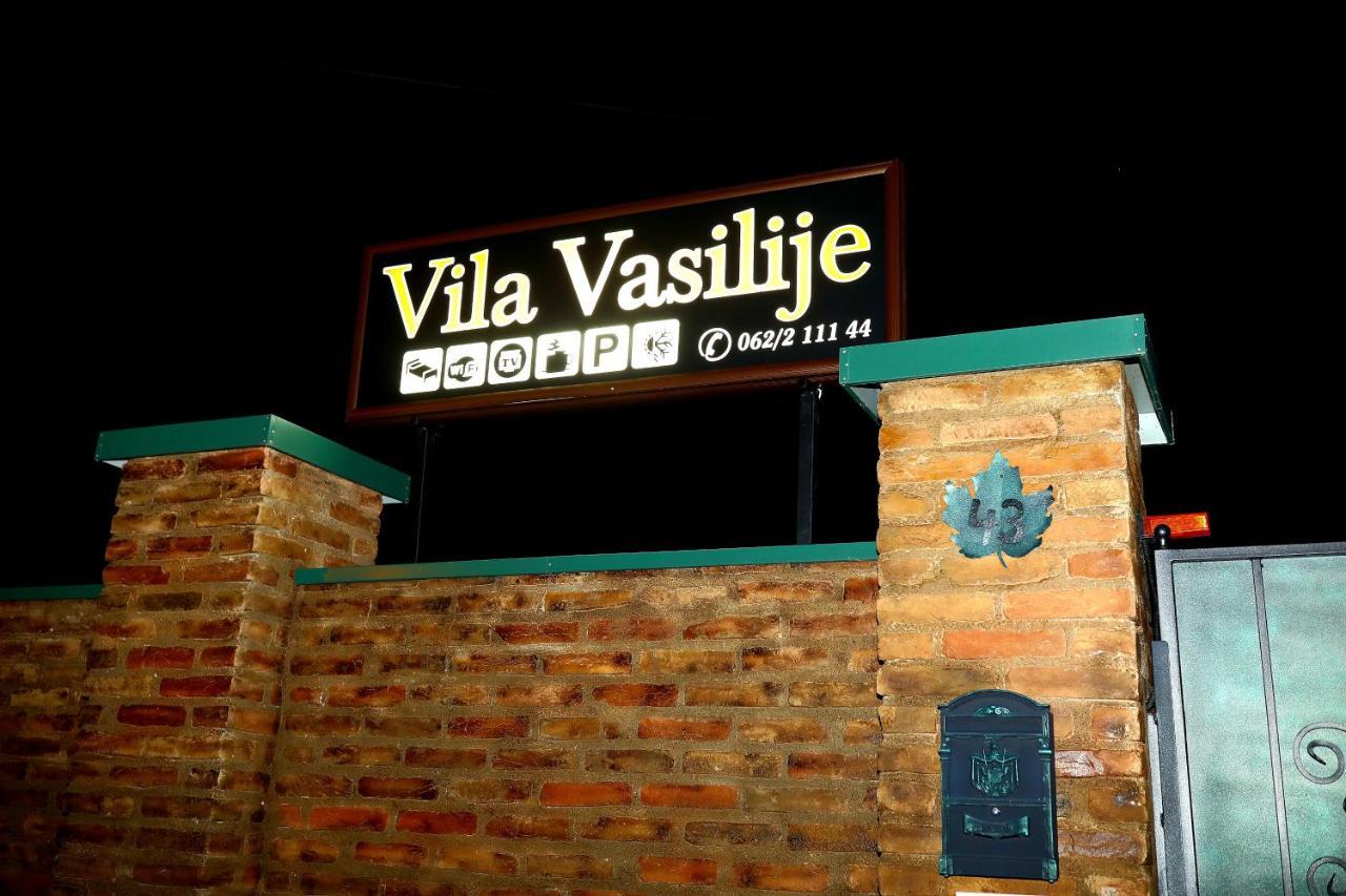 Vila Vasilije Hotel Novi Knezevac Ngoại thất bức ảnh