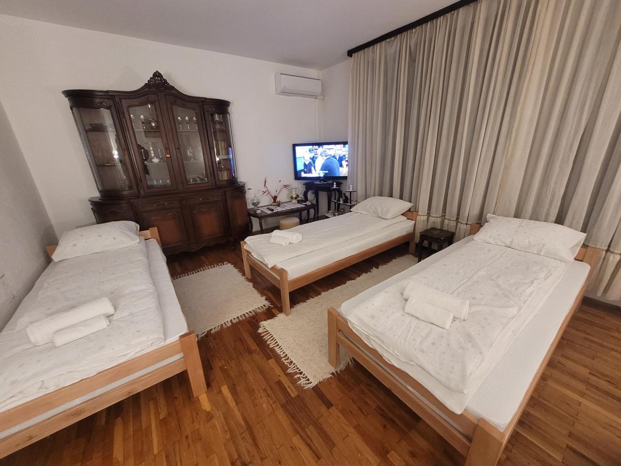 Vila Vasilije Hotel Novi Knezevac Ngoại thất bức ảnh